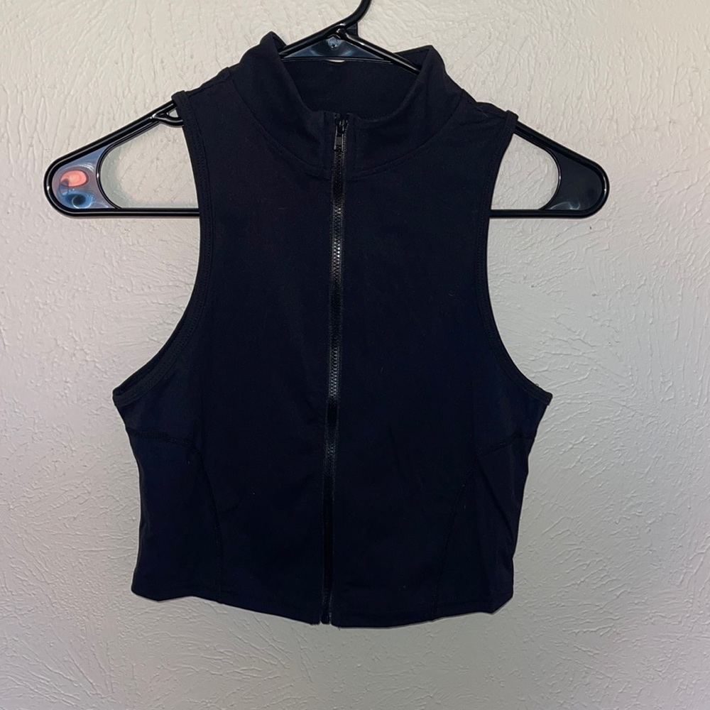 Black Zip Up Cropped Top